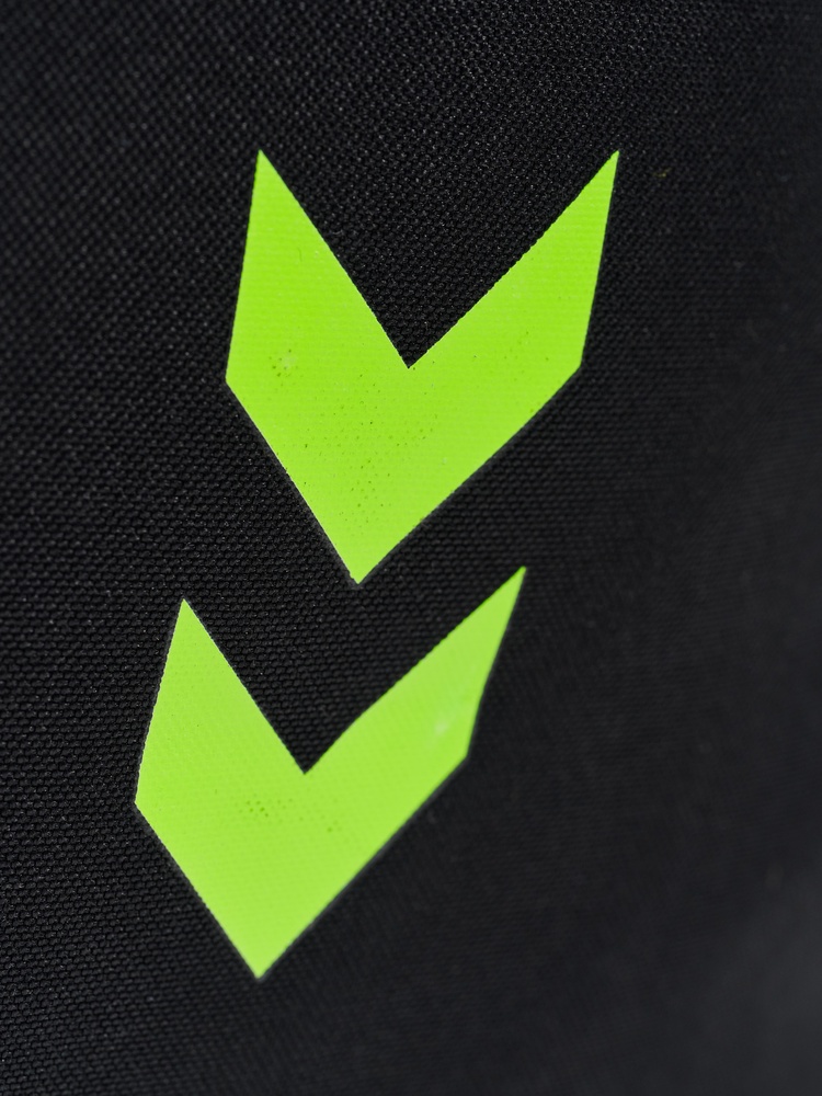 HummelRucksackHmlessentialBackPackNeon231585BlackGreenGecko